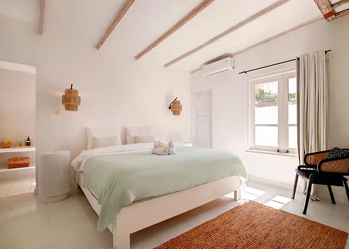 Maison Pastis Canggu